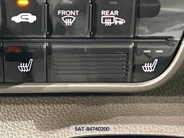 Honda N BOX 2022-10 364697-6
