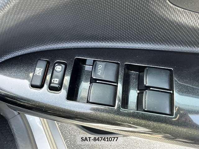 Toyota IST 2007-10 238029-7