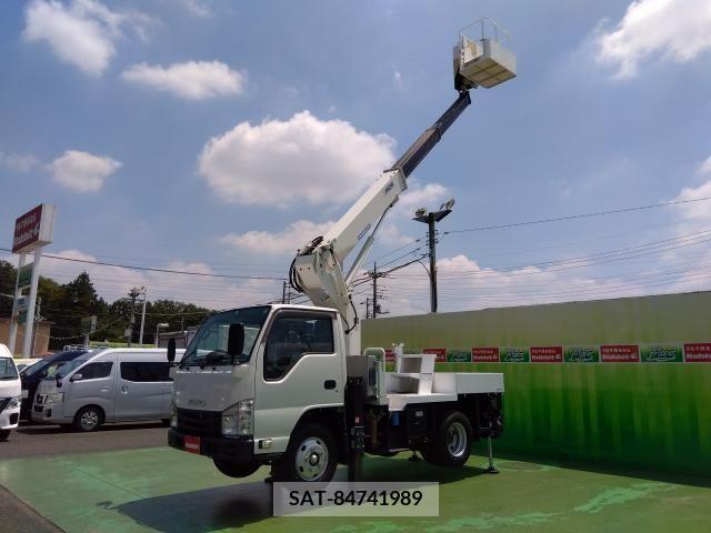Isuzu ELF TRUCK 2016-10 390625-7