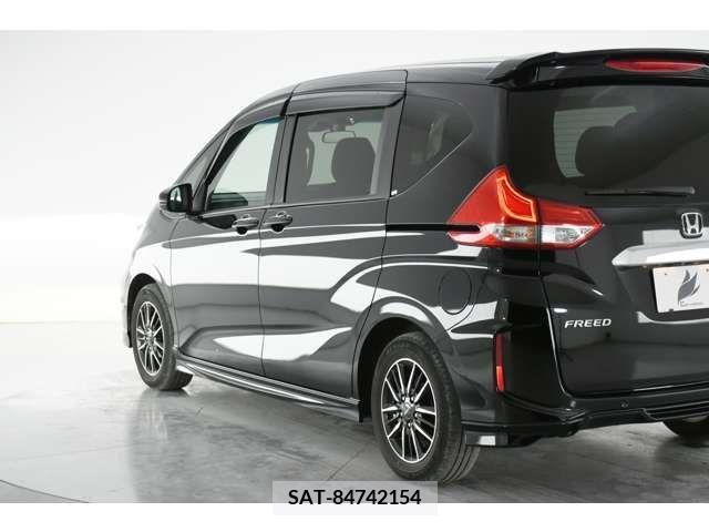 Honda FREED 2020-10 396633-6