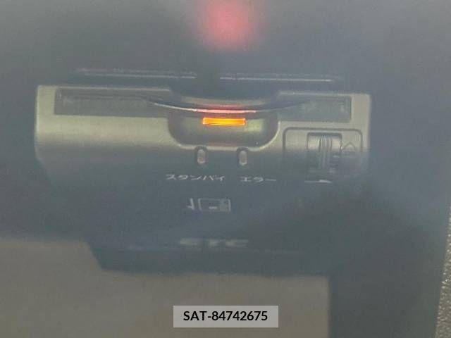 Nissan MARCH 2017-06 308091-5
