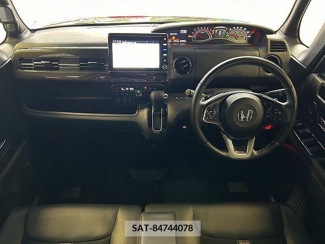 Honda N BOX CUSTOM 2020-07 376368-1