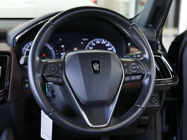 Toyota CROWN SEDAN 1990-09 186564-13