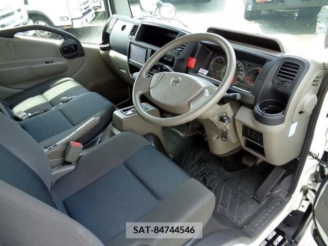 Nissan ATLAS 2018-01 292430-2