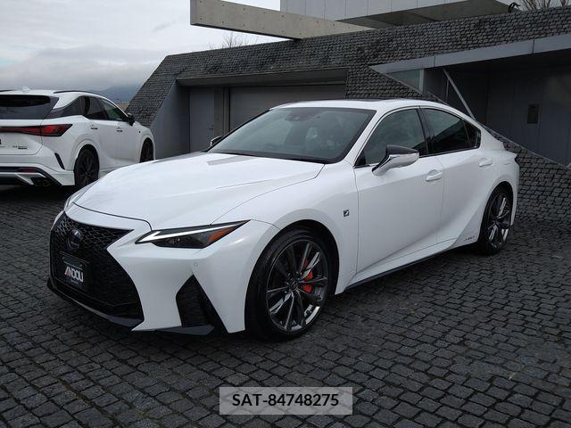 Lexus IS 2020-11 222321-1
