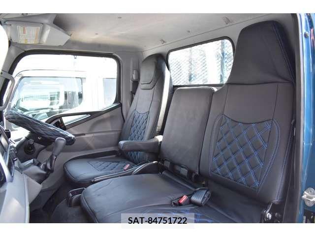 Mitsubishi CANTER 2021-05 264408-13