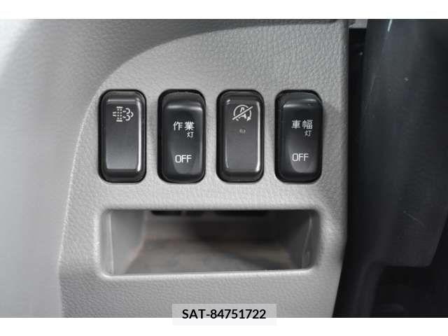 Mitsubishi CANTER 2021-05 264408-19