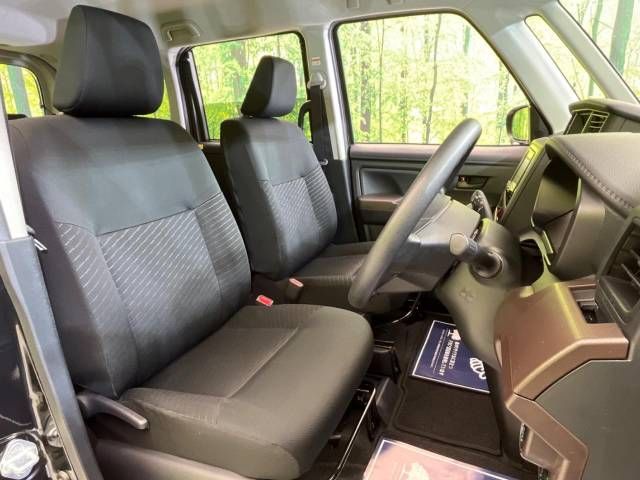 Toyota ROOMY 2018-07 13886-8