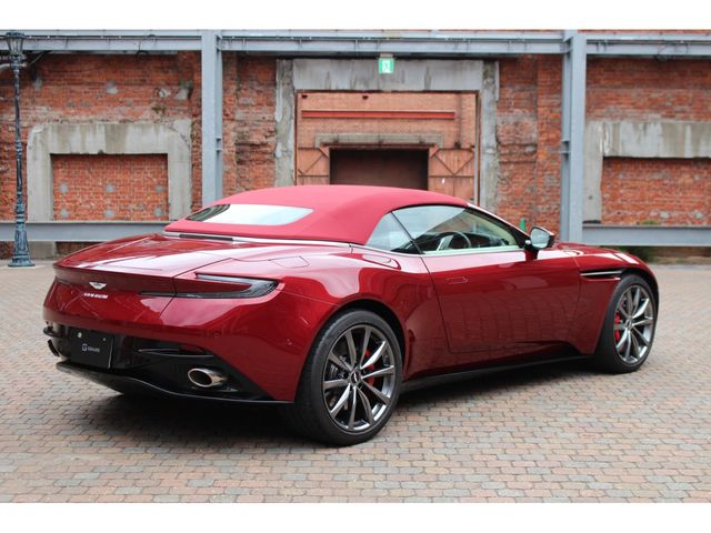 Aston Martin Aston Martin 2019-12 190403-1