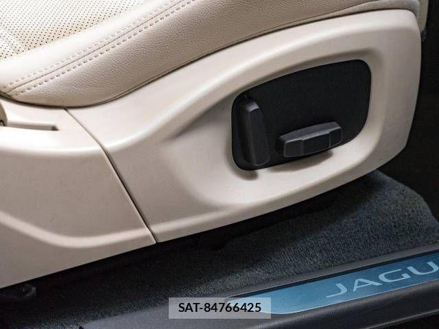 Jaguar E-PACE 2019-09 447246-7