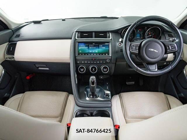 Jaguar E-PACE 2019-09 447246-1