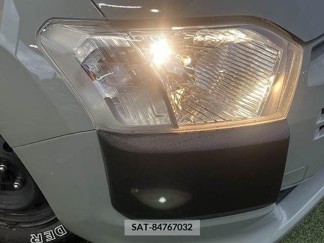 Toyota PROBOX VAN 2017-11 313717-18