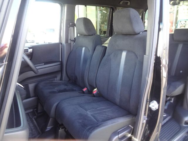 Honda N BOX CUSTOM 2021-02 186993-9