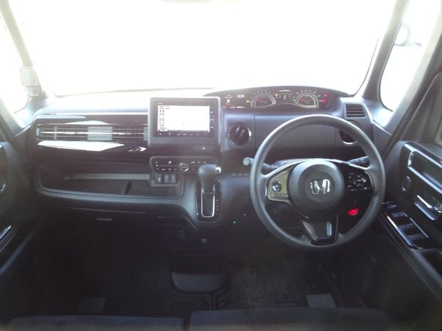 Honda N BOX CUSTOM 2021-02 186993-2