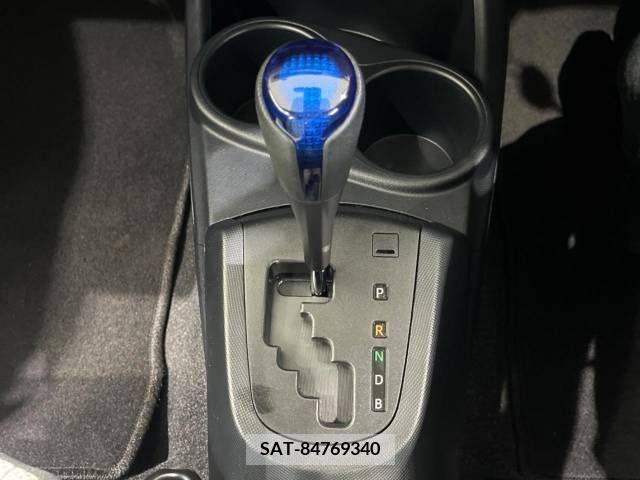 Toyota AQUA 2019-07 356283-19