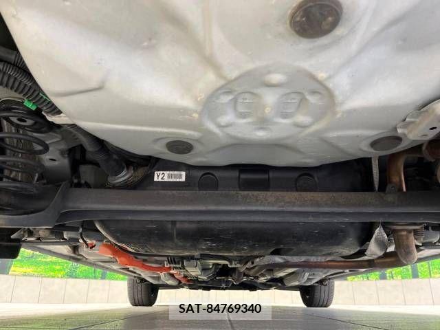 Toyota AQUA 2019-07 356283-18