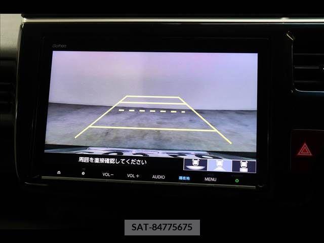 Honda e 2018-04 203495-3