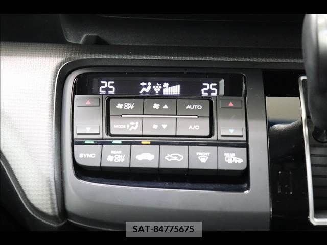 Honda e 2018-04 203495-7