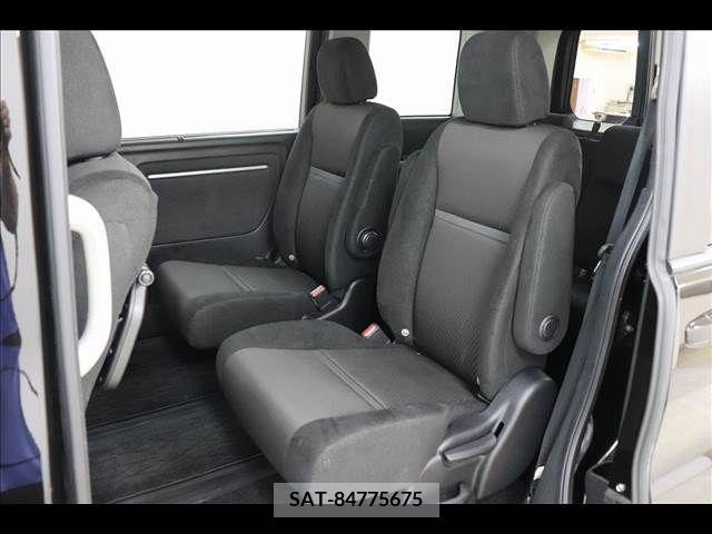 Honda e 2018-04 203495-11
