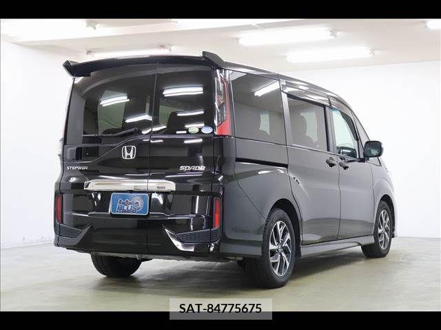 Honda e 2018-04 203495-18