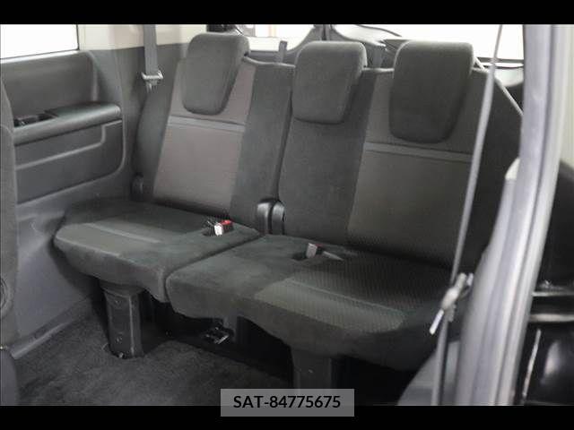 Honda e 2018-04 203495-12