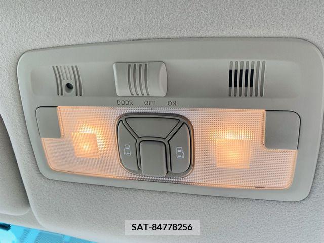 Toyota ESTIMA 2008-05 201246-11