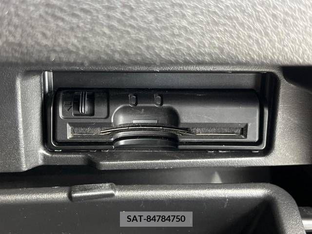 Nissan SERENA 2019-02 324997-6