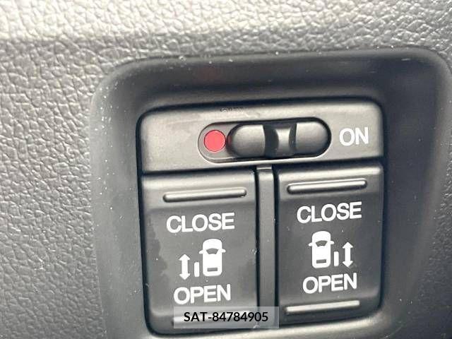 Honda N BOX 2017-03 385874-4