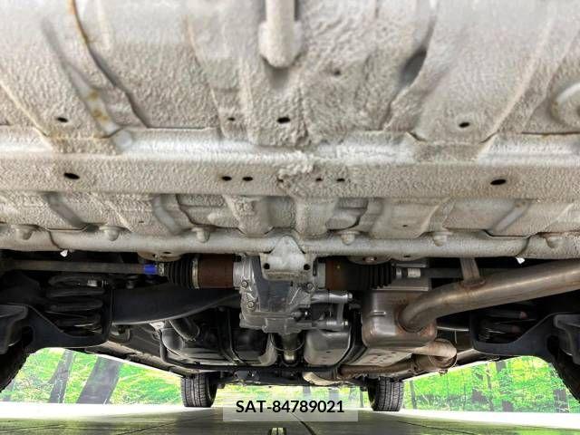 Honda e 2015-07 331724-19
