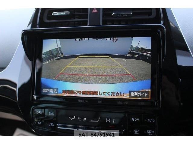 Toyota PRIUS 2019-07 210383-2