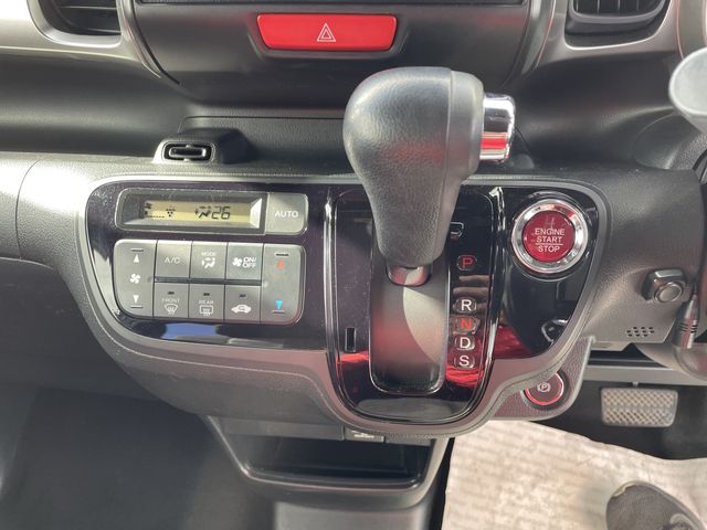 Honda N BOX SLASH 2015-05 28283-16