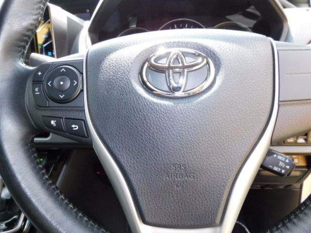 Toyota NOAH HYBRID 2019-01 22244-13