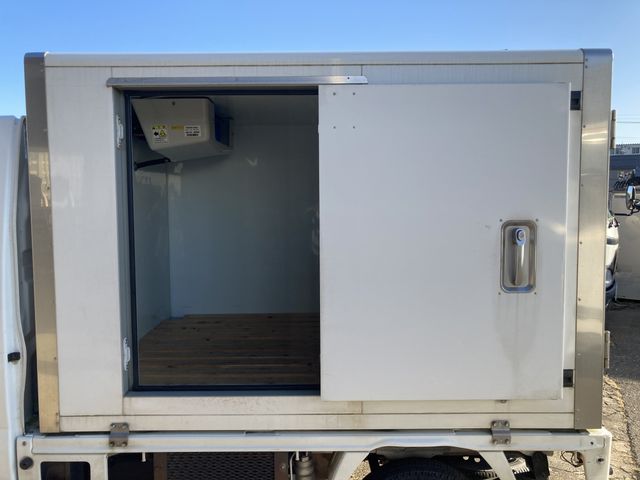Suzuki CARRY TRUCK 2017-10 185369-2
