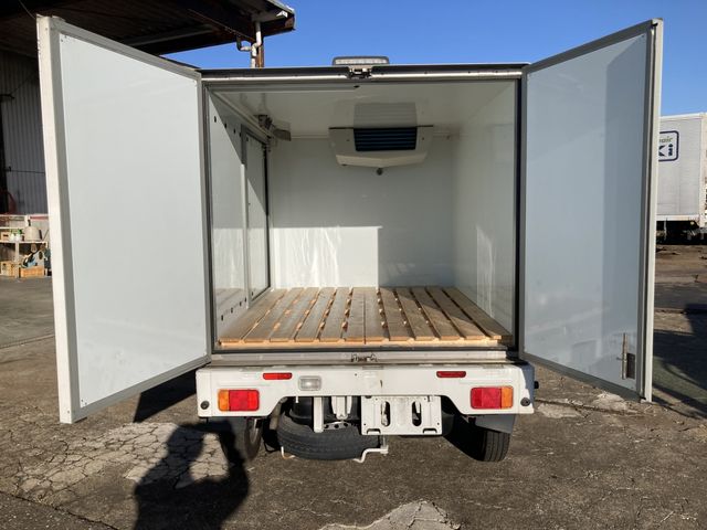 Suzuki CARRY TRUCK 2017-10 185369-9