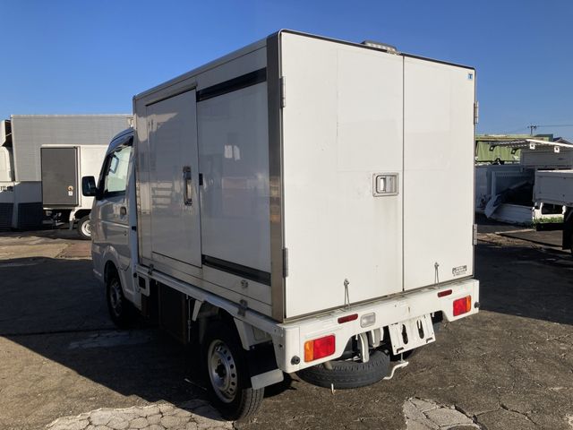 Suzuki CARRY TRUCK 2017-10 185369-3