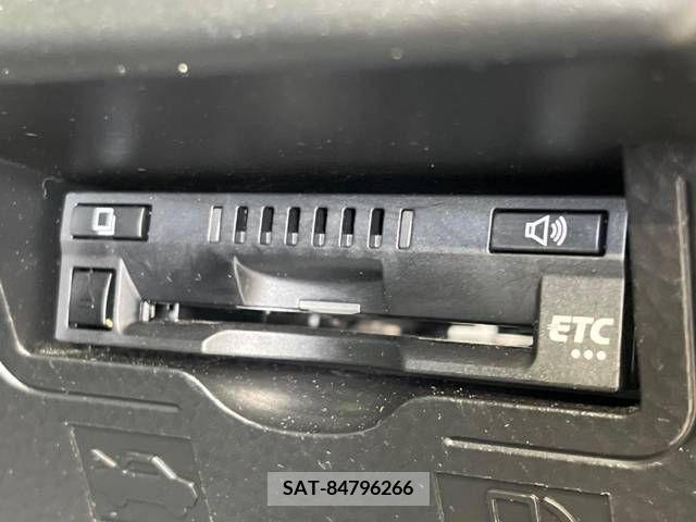 Toyota TANK 2017-06 243199-6