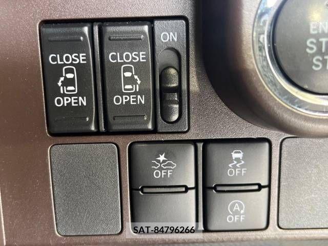 Toyota TANK 2017-06 243199-5