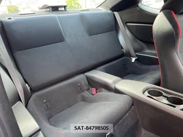 Toyota 86 2012-06 321110-7