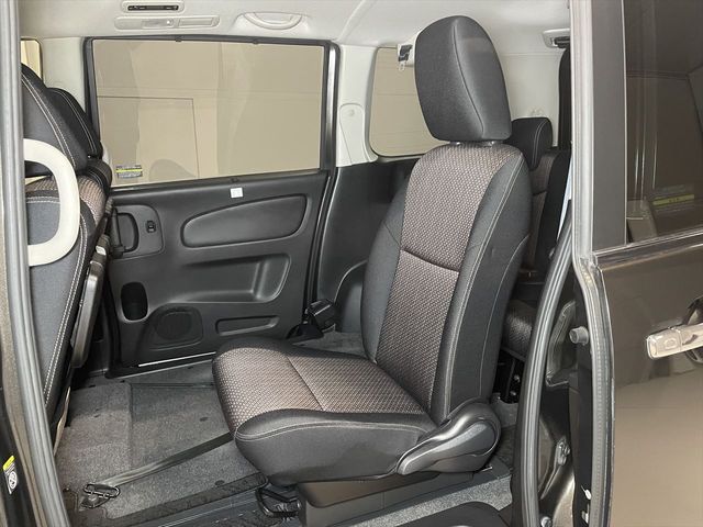 Nissan SERENA 2014-03 184478-15