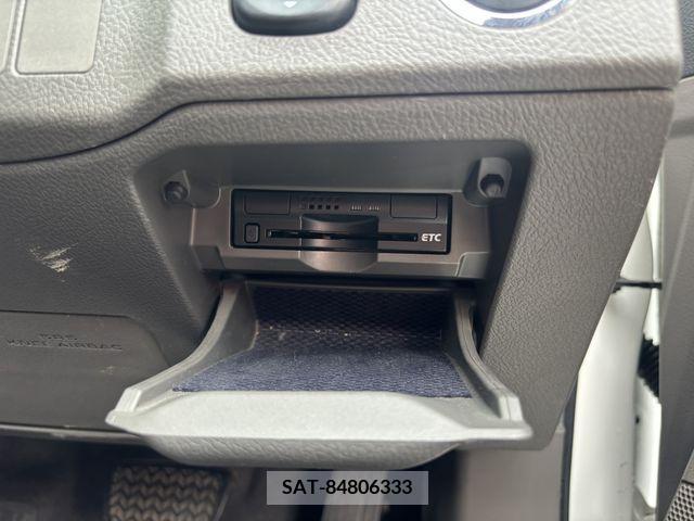 Toyota MARK X 2011-03 247052-27