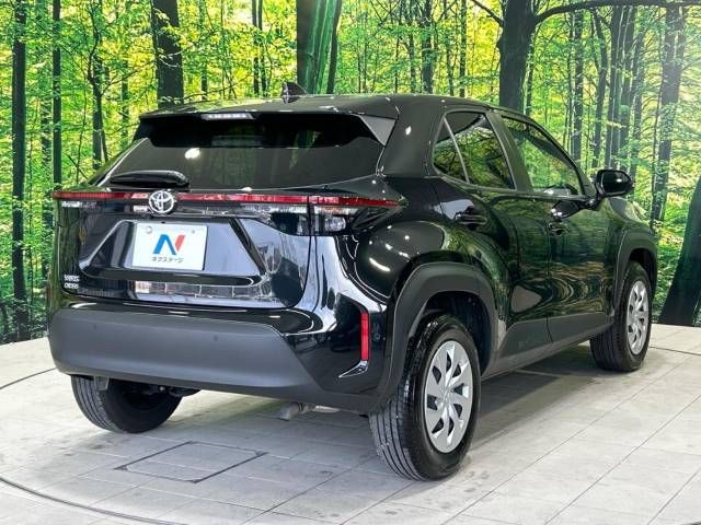 Toyota YARIS CROSS 2023-03 187182-17