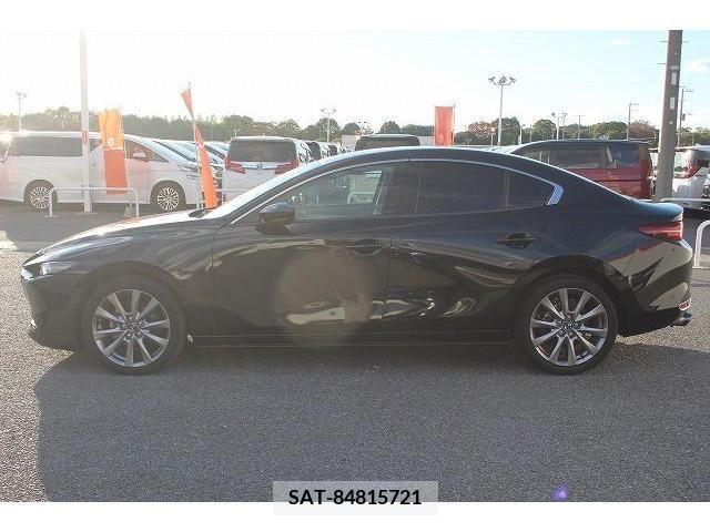 Mazda MAZDA3 2019-10 208634-6