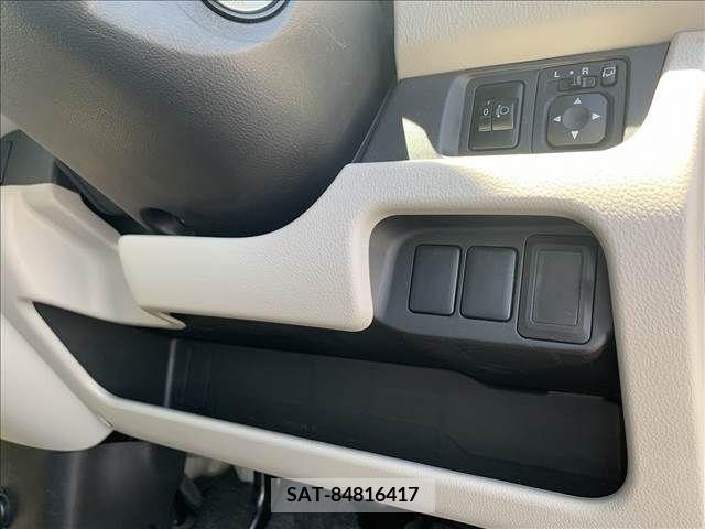 Nissan DAYZ 2013-12 266823-17