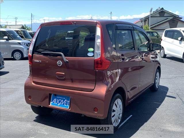 Nissan DAYZ 2013-12 266823-1