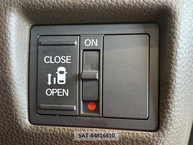 Honda N BOX 2022-06 307408-9