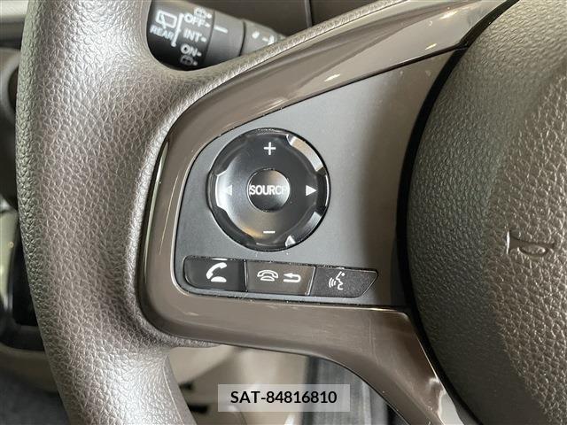 Honda N BOX 2022-06 307408-17