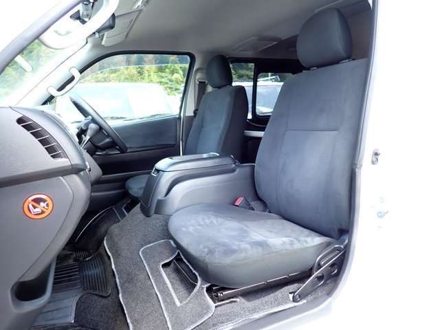 Toyota HIACE VAN 2017-10 18866-21