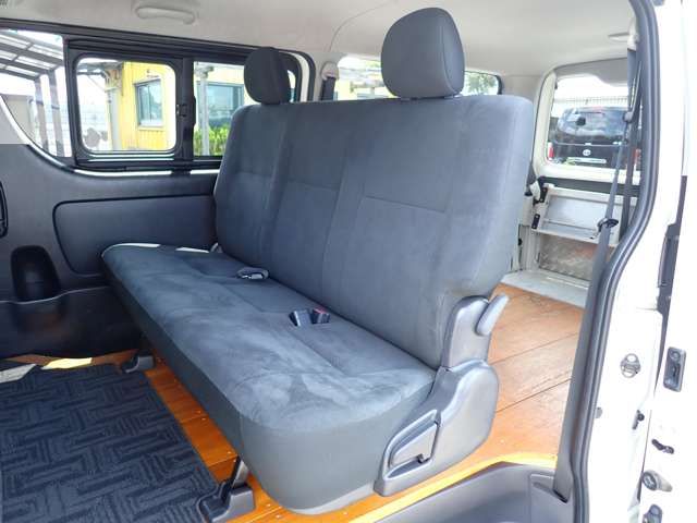 Toyota HIACE VAN 2017-10 18866-24