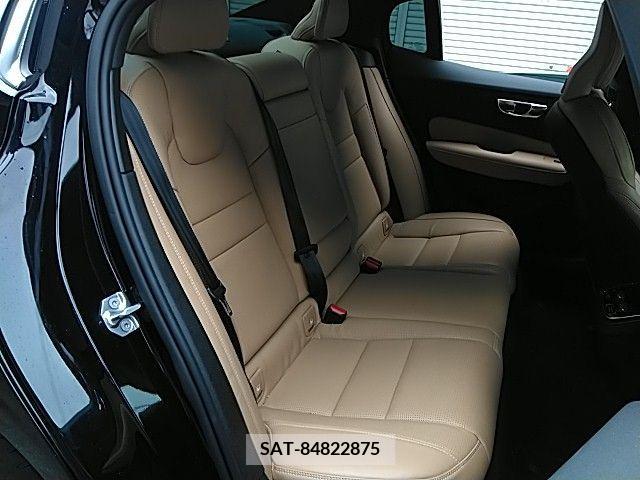 Volvo S60 2021-03 289675-14