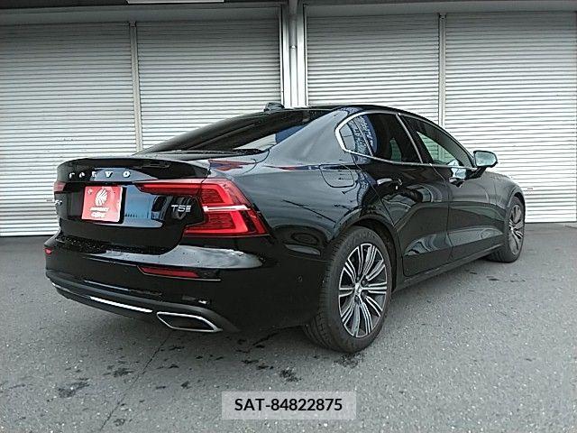 Volvo S60 2021-03 289675-19
